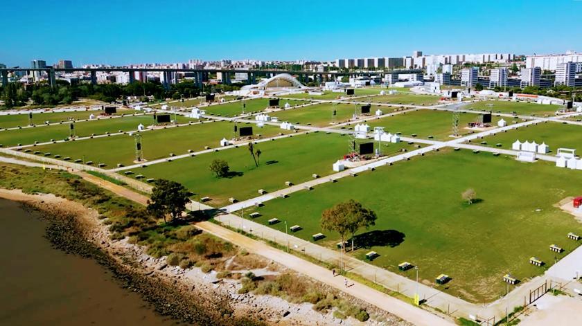 Un Appartement De Reve En Plein Coeur Du Pont Vasco De Gamma Lisbon Bagian luar foto